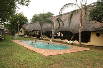 Adventure Lodge Καταρράκτες Βικτωρίας Εξωτερικό φωτογραφία